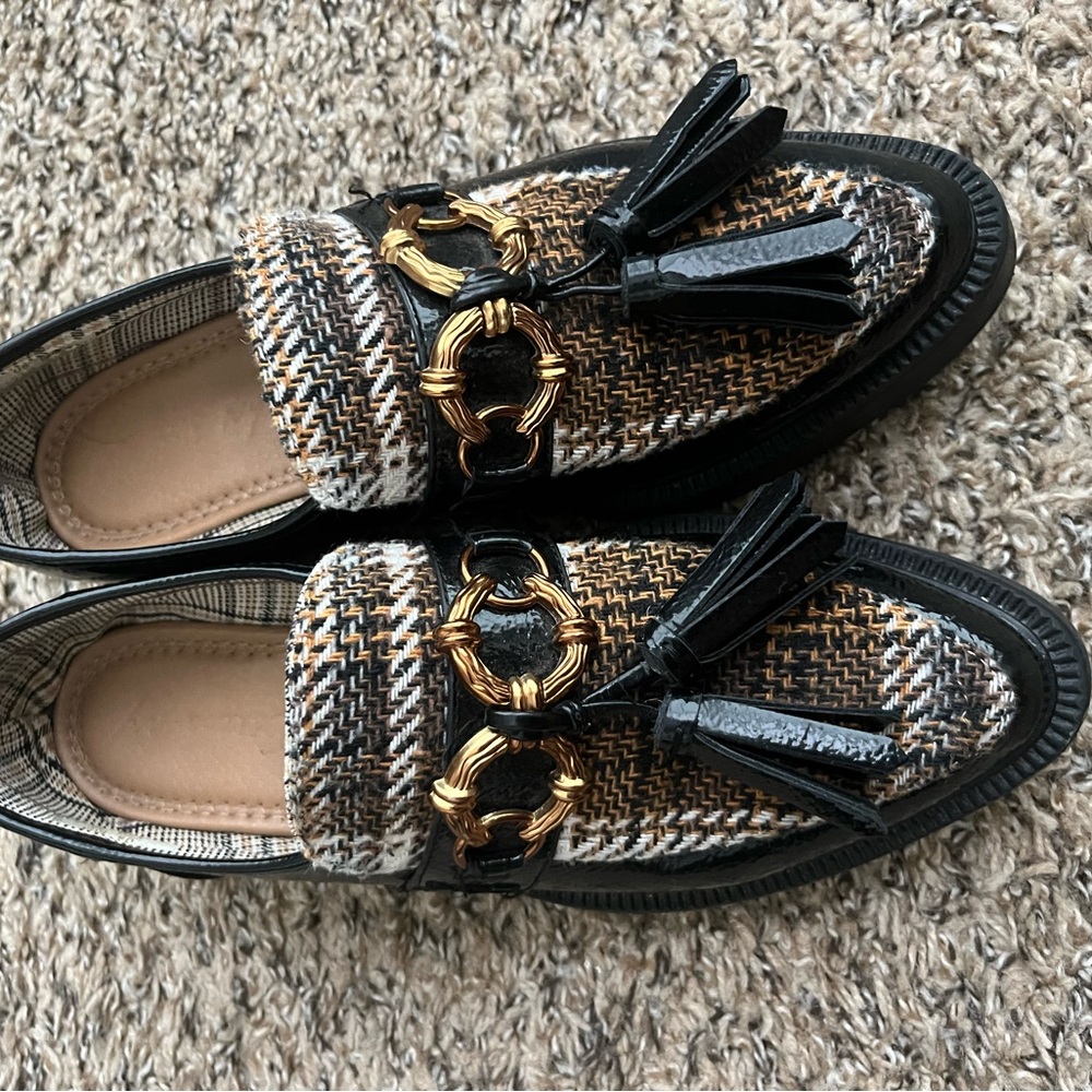 Circus by Sam Edelman Black and Brown Moccasins